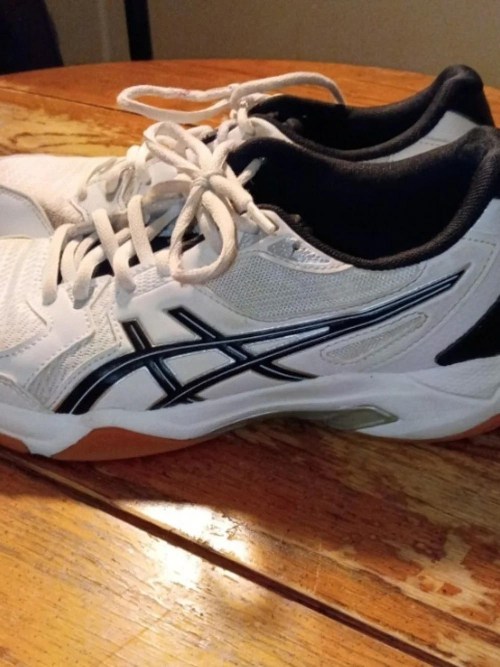 ASICS Kids White and Black Athletic Sneakers with Gum Sole